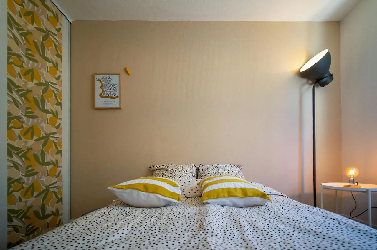 Appartement Cosy Tout Equipe Avec Wifi 2 Couchages contacts
